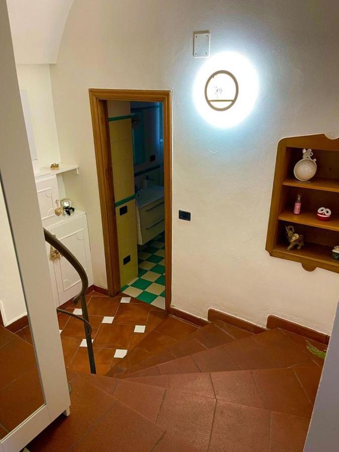 Holiday House Il Castello Di Anna Apartment Vietri Bagian luar foto