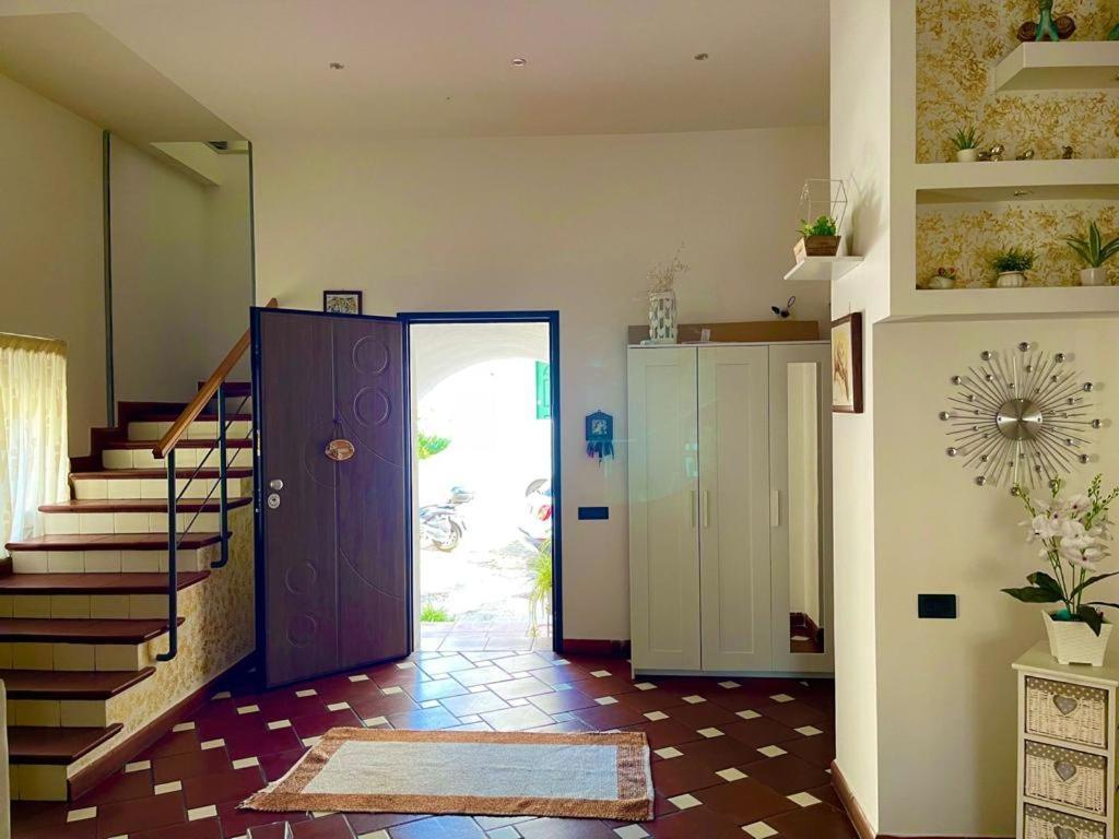 Holiday House Il Castello Di Anna Apartment Vietri Bagian luar foto